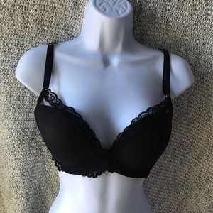 Black lace underwire bra 36 C